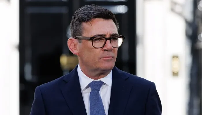 Burnham Presses ‘Cowboy Builders’ – Mortgage Strategy