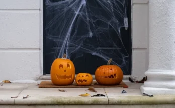 Dream house or horror house for Halloween? A survey will reveal everything