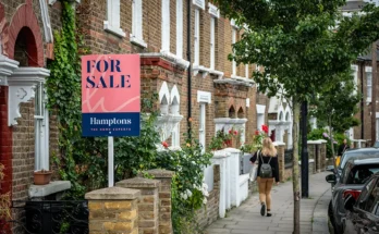 House price-to-earnings gap narrows to 11-year low: Lloyds – Mortgage Strategy